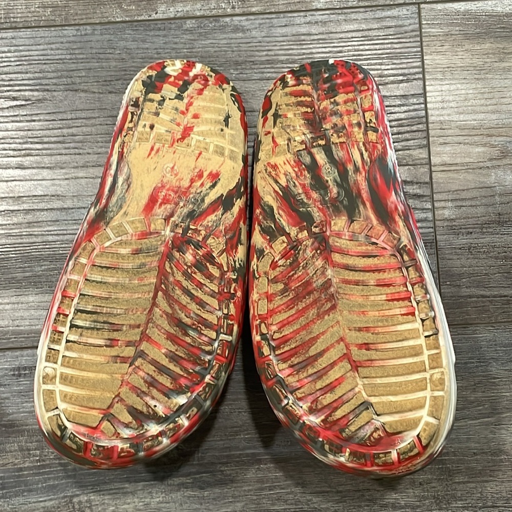 Crocs Red Marbled Slides M8 W10 - image 7